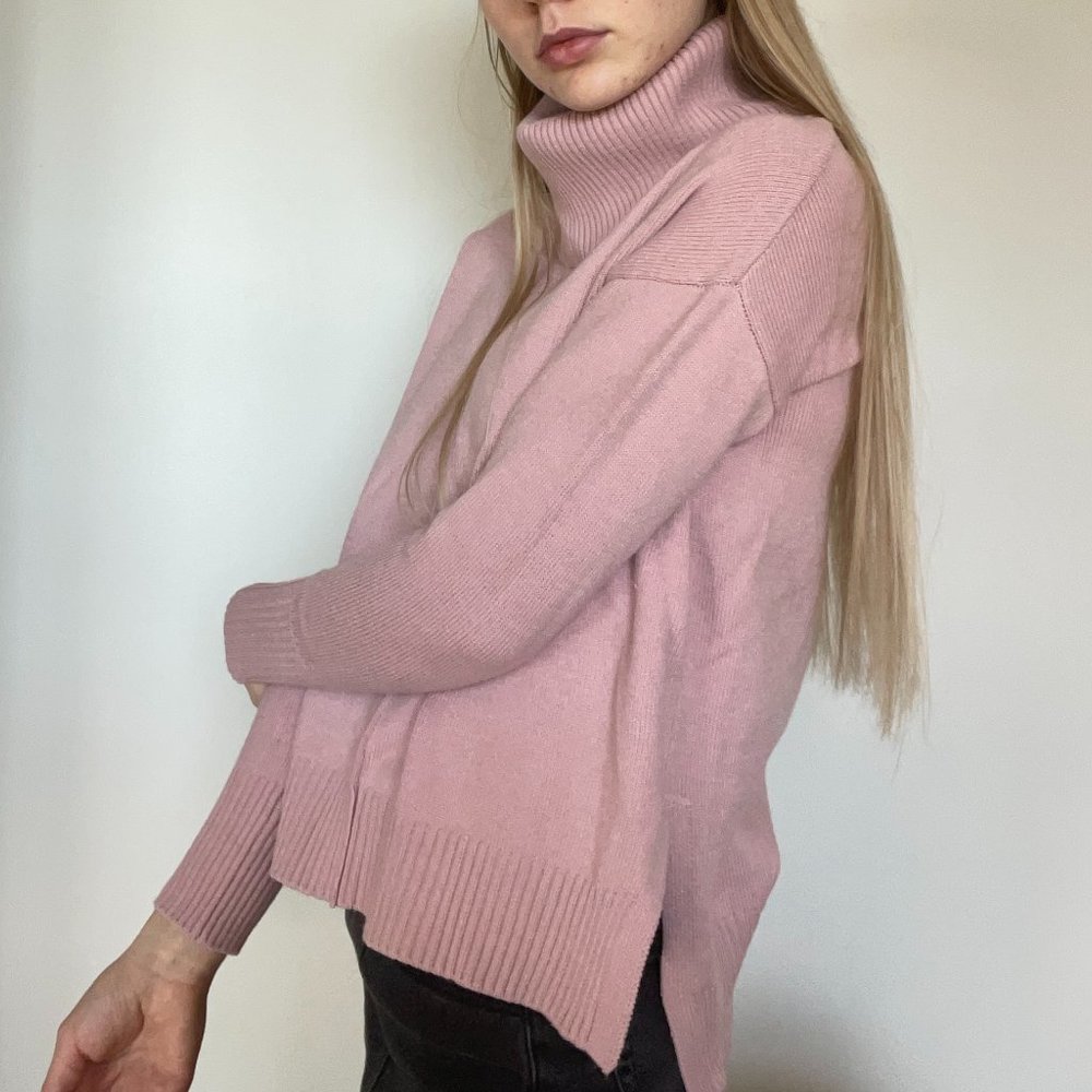 Pink Jumper/Sweaters